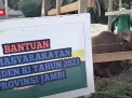 WARGA DESA TAMBANG EMAS DAPAT BANTUAN SAPI QURBAN DARI PRESIDEN JOKO WIDODO