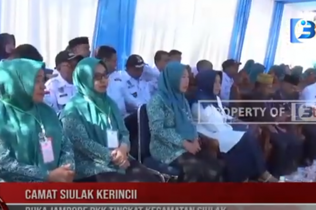 CAMAT SIULAK KERINCI BUKA JAMBORE PKK TINGKAT KECAMATAN SIULAK