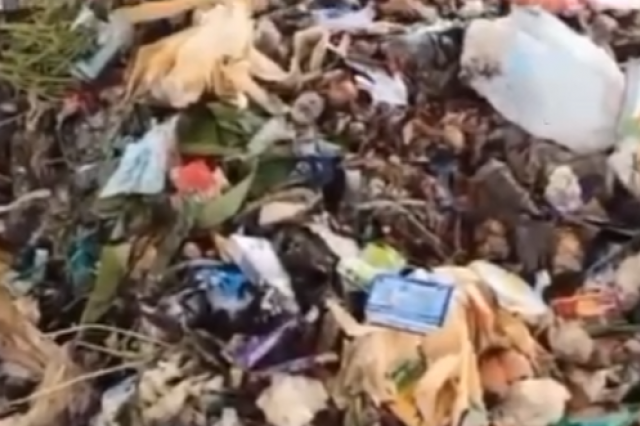PEMDES MUKAI MUDIK KERINCI MENGOLAH SAMPAH MENJADI PUPUK ORGANIK BERNILAI EKONOMIS