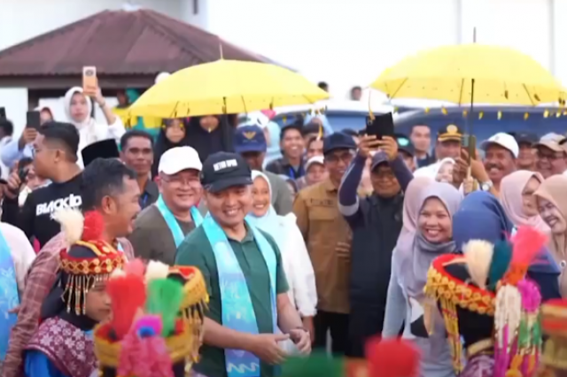 BUPATI KERINCI KUNJUNGI DESA SUNGAI KUNING DALAM PROGRAM BUNGA DESA
